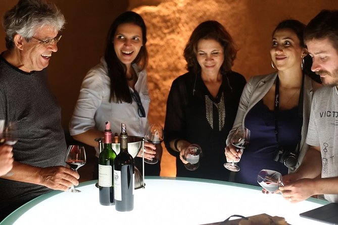 Saint-Emilion Small-Group Electric Bike Wine Tour Tastings & Lunch from Bordeaux - Who should book this experience