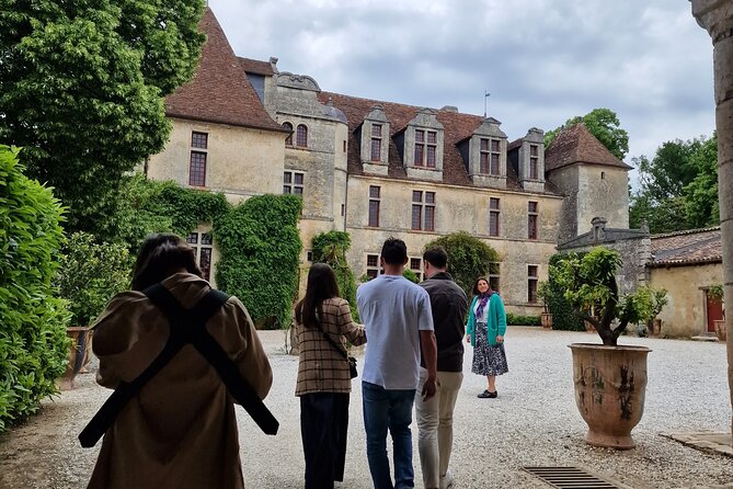 Saint-Émilion Wine Tour By Premium Electric Bike, Lunch Included - Returning to the village for the final tastings