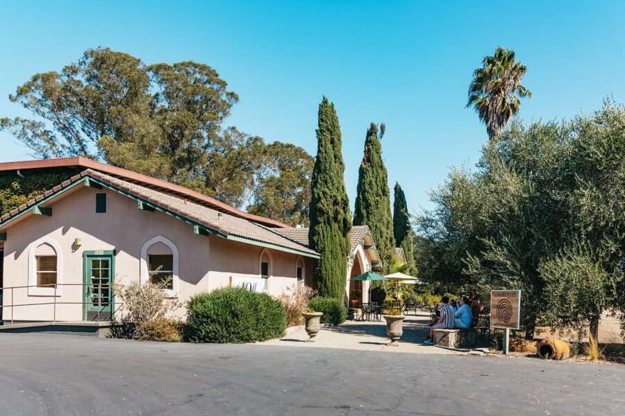 San Francisco: Half-Day Wine Country Excursion with Tastings - Two wineries, two different ways to taste
