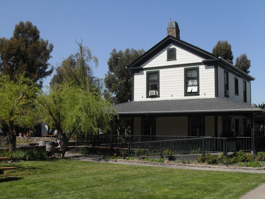 San Francisco: Half-Day Wine Country Tour with Wine Tastings - The guides are a major part of the value