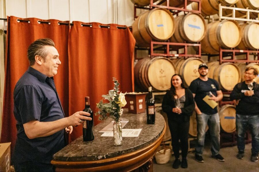 San Francisco: Muir Woods, Napa & Sonoma Valley Wine Tour - Sonoma Plaza: lunch, shops, and a welcome pause