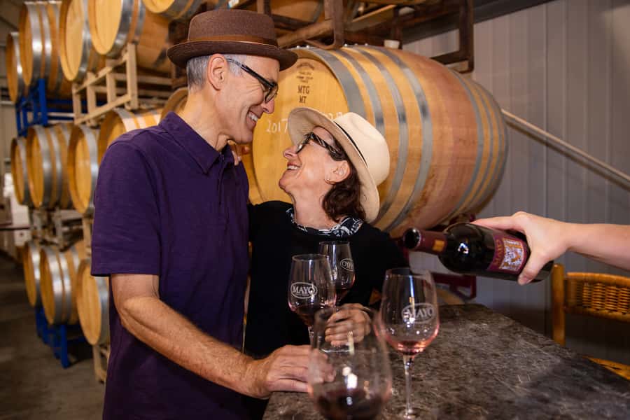 San Francisco: Redwood & Wine Country Tour with Lunch & Wine - What the guides add to a long day