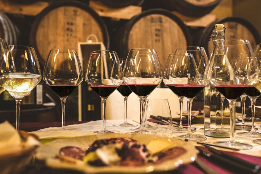 San Gimignano: Lunch or Dinner at a Winery with Wine Tasting - The wine tasting, from Chianti Classico to Super Tuscan bottles