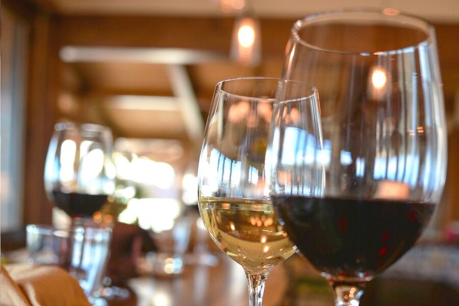 San Gimignano: Lunch or Dinner at a Winery with Wine Tasting - Practical advice before you book