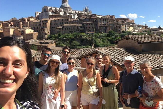 San Gimignano, Siena, Monteriggioni: Fully Escorted Tour, Lunch & Wine Tasting - Chianti winery lunch on the Chiantigiana road