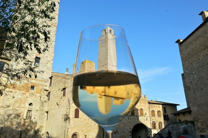 San Gimignano, Siena, Monteriggioni: Fully Escorted Tour, Lunch & Wine Tasting - How much value do you get for $95.58?