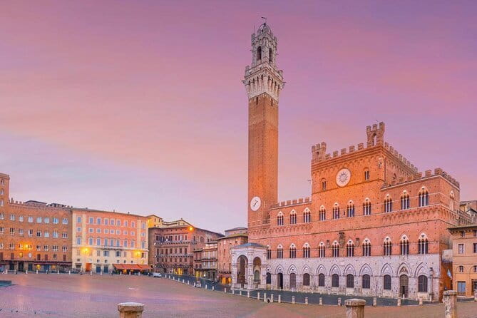 San Gimignano, Siena, Monteriggioni: Fully Escorted Tour, Lunch & Wine Tasting - Who should book this day in Tuscany?