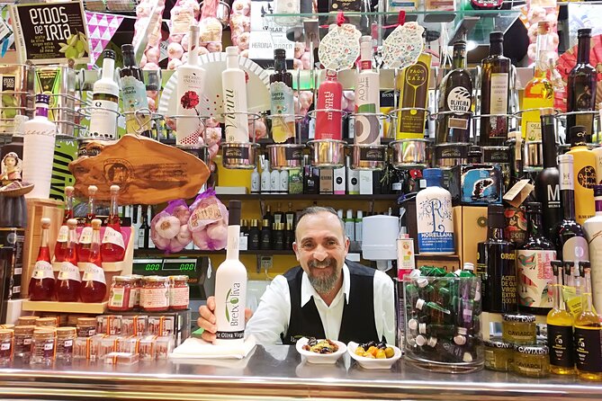 San Sebastian Pintxo Food, Wine & Market Foodie Tour(Small Group) - Bretxa Market starts with the right kind of shopping