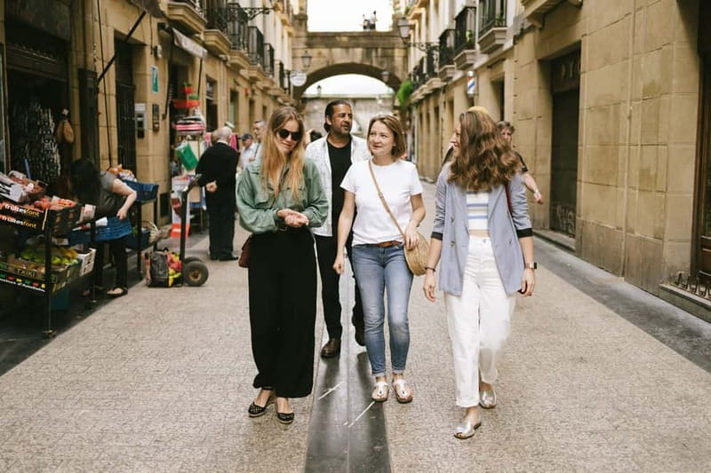 San Sebastian: Pintxos and Wine Tour - Modern Technique at 148 Gastroleku