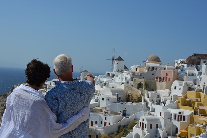 Santorini Highlights Small-Group Tour with Wine Tasting option - Akrotiri: the most important historical stop
