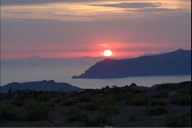 Santorini Sunset Wine Tour with Santo Winery Views - Santo Wines is the sunset payoff