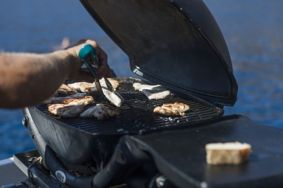 Santorini: Traditional Wooden Boat Tour with Meal and Wine - Key points before you book