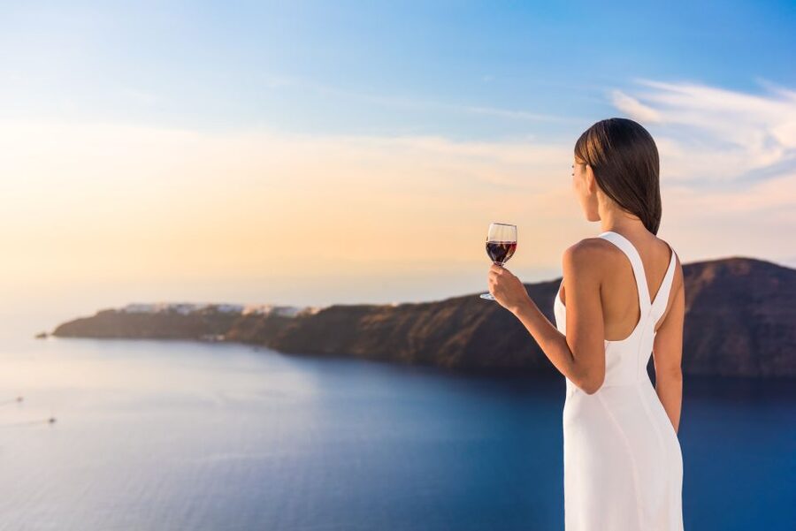 Santorini: Wine Tasting Tour to 3 Wineries with Transfer - How the three-hour timing works