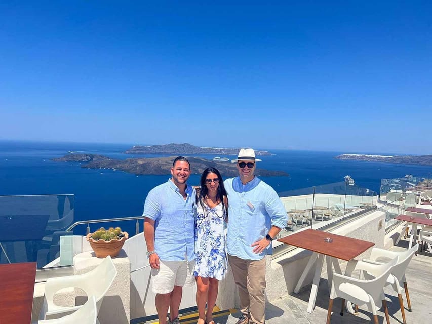 Santorini: Wine Tasting Tour with Snacks - Small groups versus private touring
