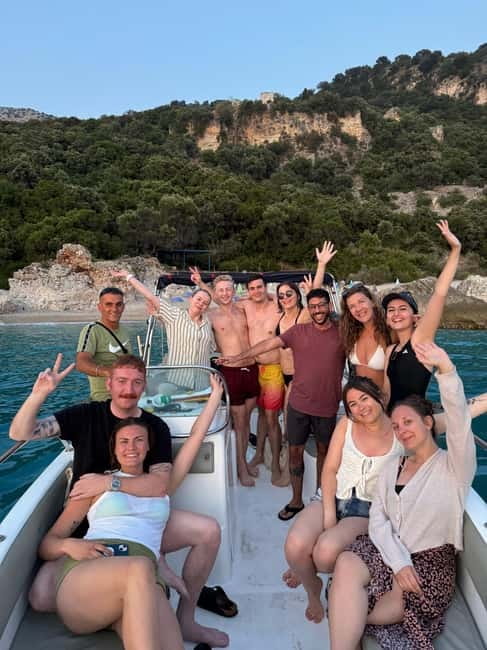 Sarandë: Sunset boat tour with local wine - Leaving Sarandë for the Ionian coast