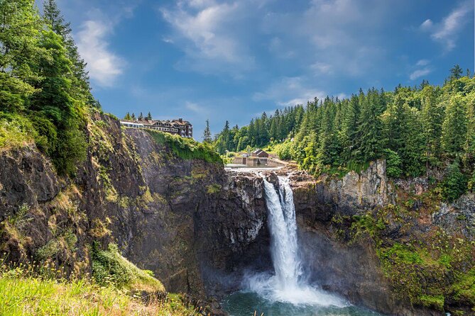 Seattle Wine & Snoqualmie Falls Highlights Tour - At a glance