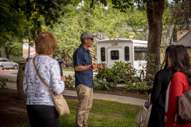 Seattle Wine & Snoqualmie Falls Highlights Tour - Who should book this Seattle day trip