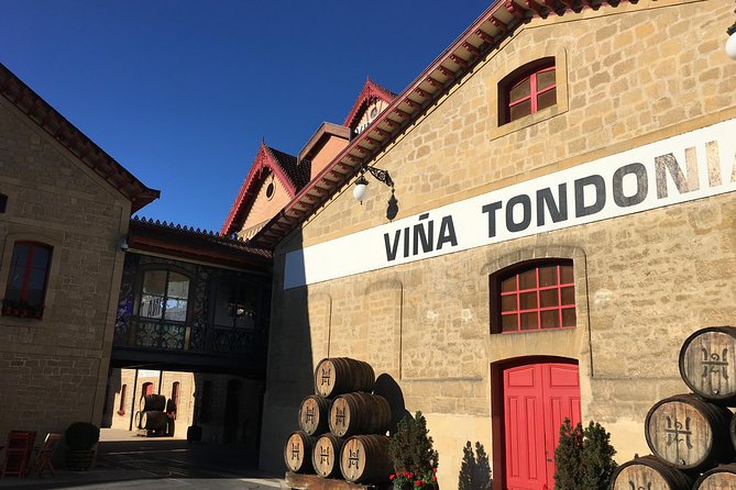 Semi-Private Rioja Tour of 3 Premium Wineries from Bilbao - What the guide adds to the day