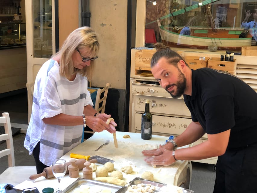 Sestri Levante: Pesto & Cooking Classes, Wine Tasting - The Wine Tasting and Ligurian Food Pairings