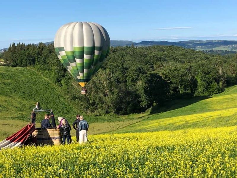 Siena: Balloon Flight Over Tuscany with a Glass of Wine - Key points to know before booking