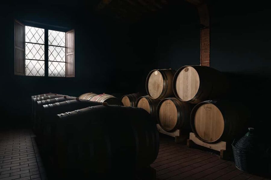 Siena: Educational Wine Tour & Tasting - Getting to La Lastra from Siena