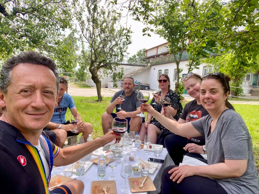 Sirmione: Vineyard Tour with Lugana Wines and Local Tastings - Key points at a glance