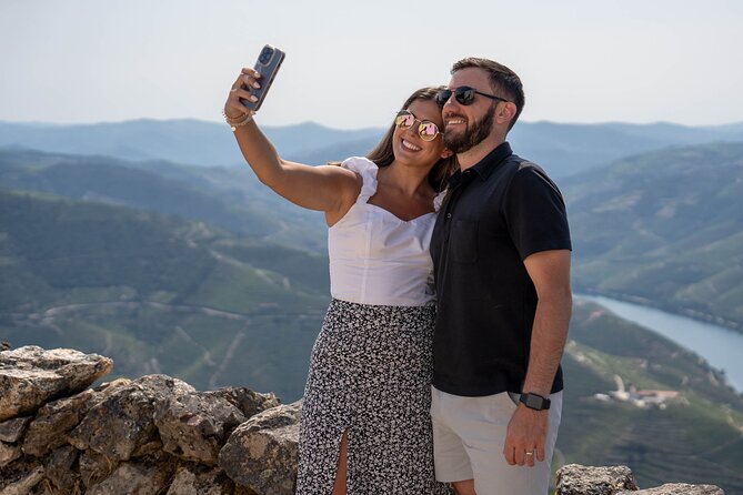 Small Group Douro Valley Wine Tour with Lunch and Cruise - A quiet 45-minute view from the Douro River