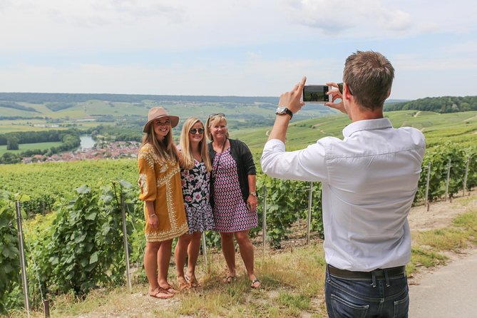 Small Group - Half Day Champagne Tour - Visit of 2 Small Producers/Growers - What Happens at the Two Family Producers