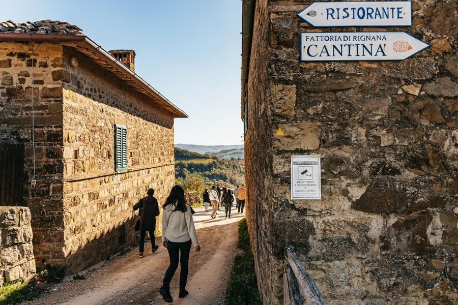 SMALL GROUP Tuscany Wine Tasting Safaris with Lunch / Dinner - Who should book this Chianti outing