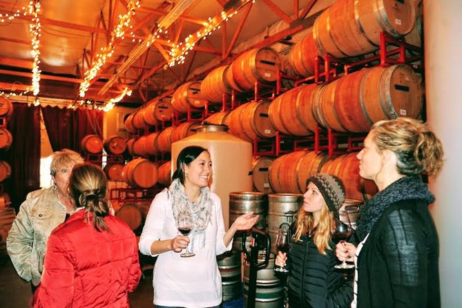 Snoqualmie Falls + Wine Tasting: All-Inclusive Small-Group Tour - What the van ride adds to the day