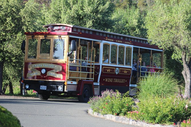 Sonoma Valley Open Air Wine Trolley Tour - The trolley is special, but it is not guaranteed