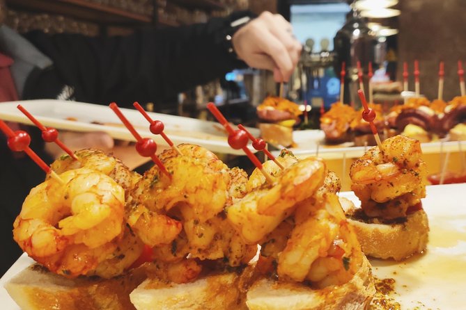 Spanish Wine and Tapas Tour in a Local Neighborhood in Barcelona - The opening at Avinguda del Paral·lel 115