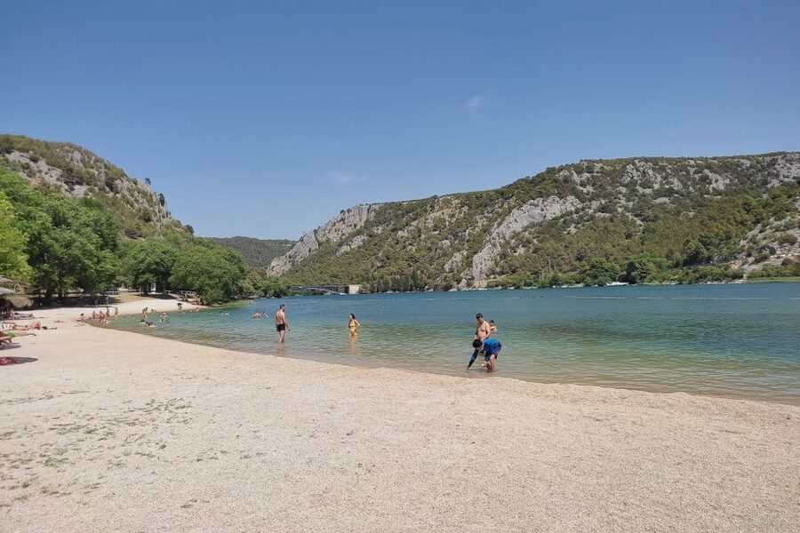 Split: Krka National Park Full-Day Tour with Wine Tasting - What the Guides Add