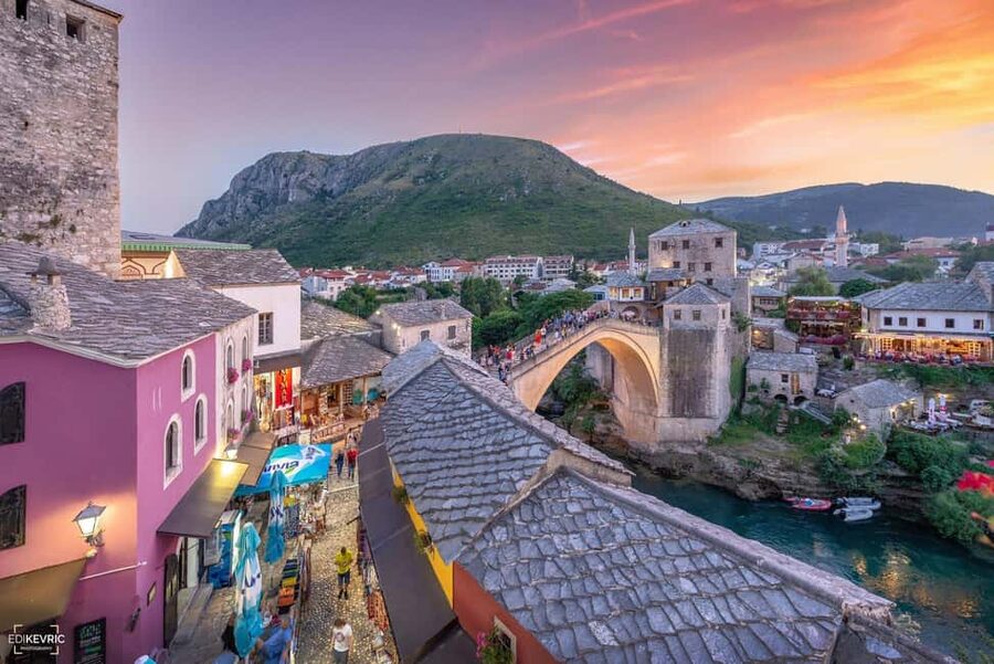 Split/Trogir: Mostar and Medjugorje Tour with Wine Tasting - Mostar’s bridge, bazaar, and layered past