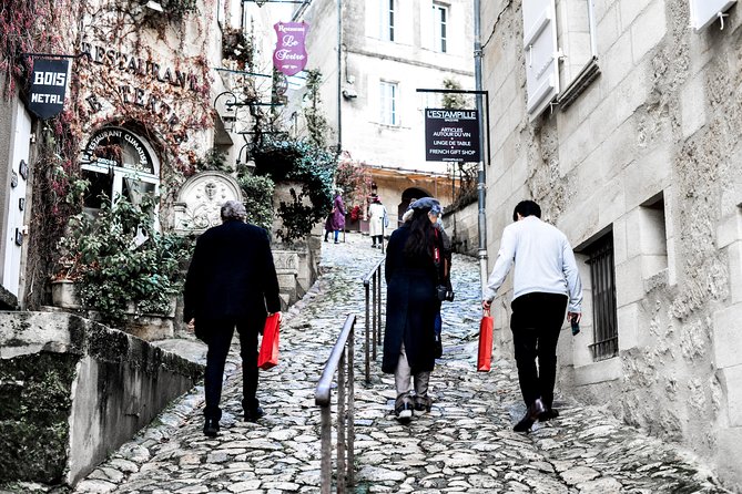 St-Emilion & Médoc Wine Day Tour: Chateaus, Tastings and Lunch - Saint-Émilion begins with stone lanes and a tasting