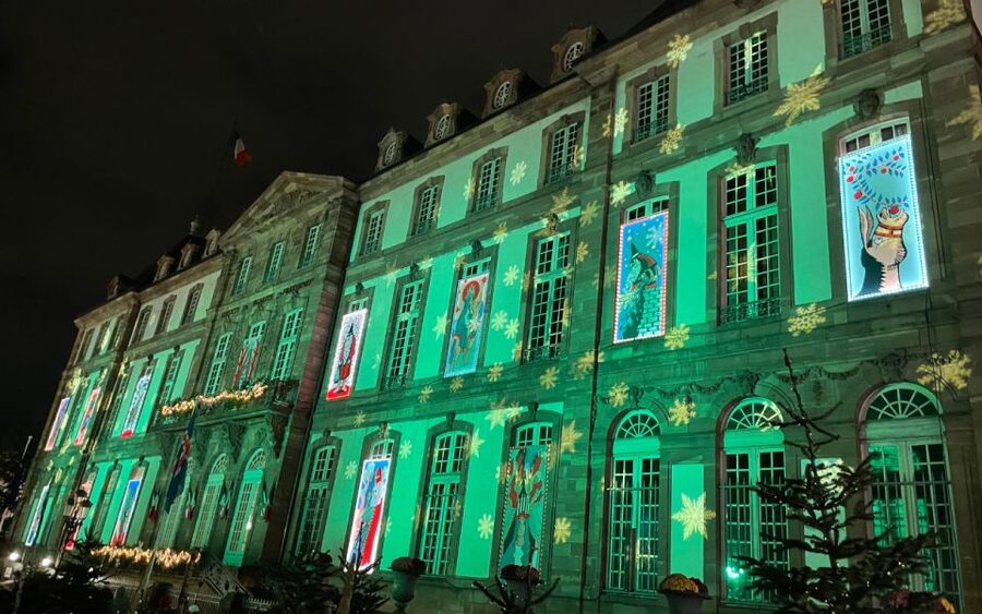 Strasbourg: Christmas Markets Walking Tour with Mulled Wine - What the guides add to the route