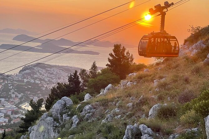 Sunset and Wine / Dubrovnik Sunset Tour and Premium Wine Tasting - The Dubrovnik Bridge and Lapad views