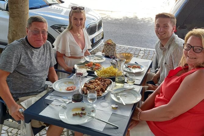 Sunset Beach Safari w/ Champagne & Chicken Piri Piri Dinner - Galé supplies the sunset and champagne