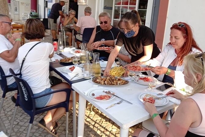 Sunset Beach Safari w/ Champagne & Chicken Piri Piri Dinner - Who will enjoy this most