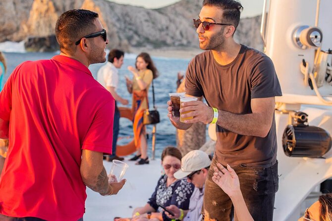 Sunset Cruise in Los Cabos with Jazz and Wine - El Arco, the star of the route