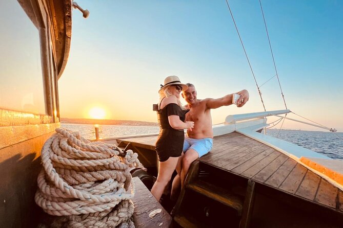 Sunset Cruise with Greek BBQ & Unlimited Aperol Spritz, Beer Wine - What arrives on the Greek barbecue plate