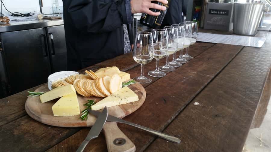 Swan Valley: Full-Day Wine Tour with Lunch - Three wineries with different personalities