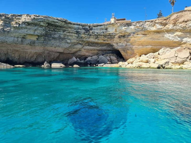 Syracuse: Boat Trip with Lunch, Wine, and Swimming Stops - Plemmirio and the Pillirina Gulf