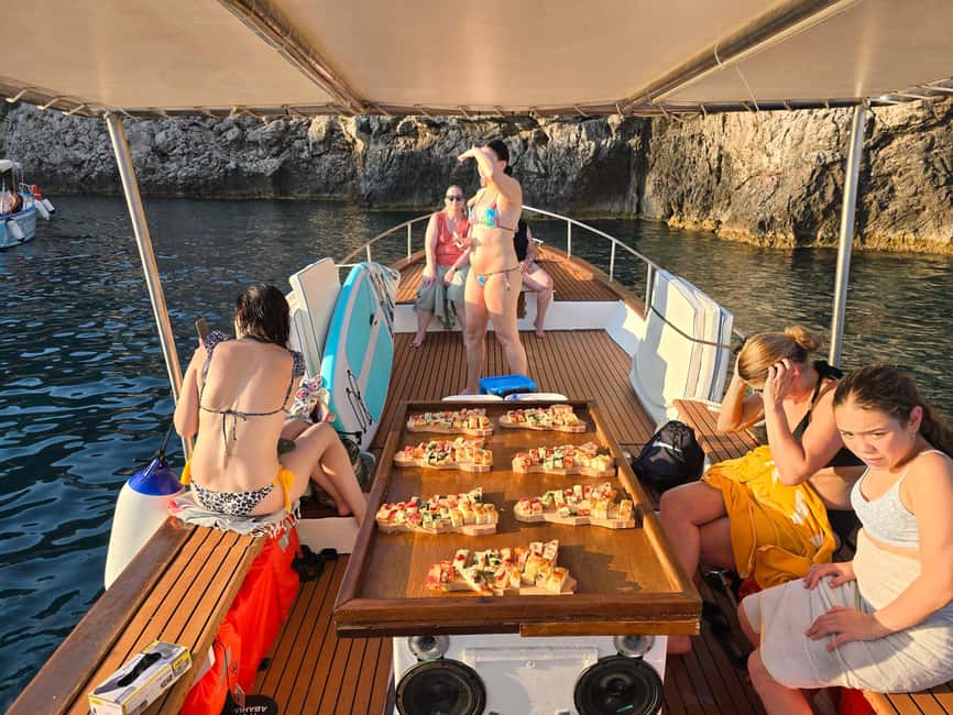Taormina: Boat Tour with Sicilian Wine Tasting - What to bring and who should skip it