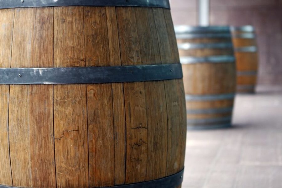 Taormina: Guided Etna Wine Tasting Half-Day Tour - Arriving at Gambino Winery on Mount Etna