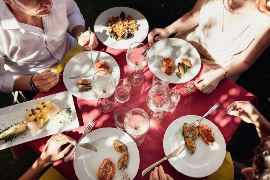 Taormina: Shared or Private Food & Wine Walking Tour - What to eat before you arrive