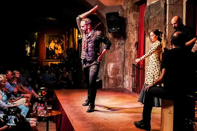 Tapas, Wine and Flamenco Private Tour in Barcelona - A good Barcelona evening in three hours