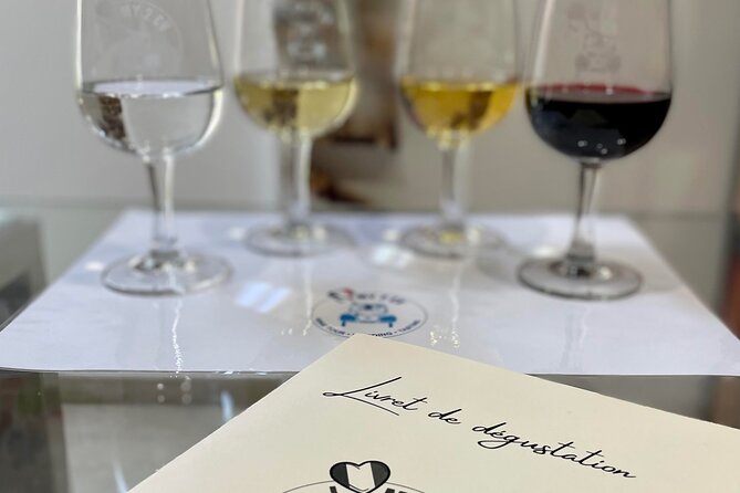 Tasting of 6 Bordeaux wines and pairing charcuterie & cheese - Left Bank, Right Bank, and why the soil matters