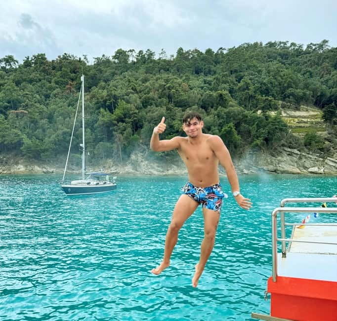 Thassos: Full-Day Cruise with BBQ, Wine, and Swim Stops - The first hour: cruising toward the coast