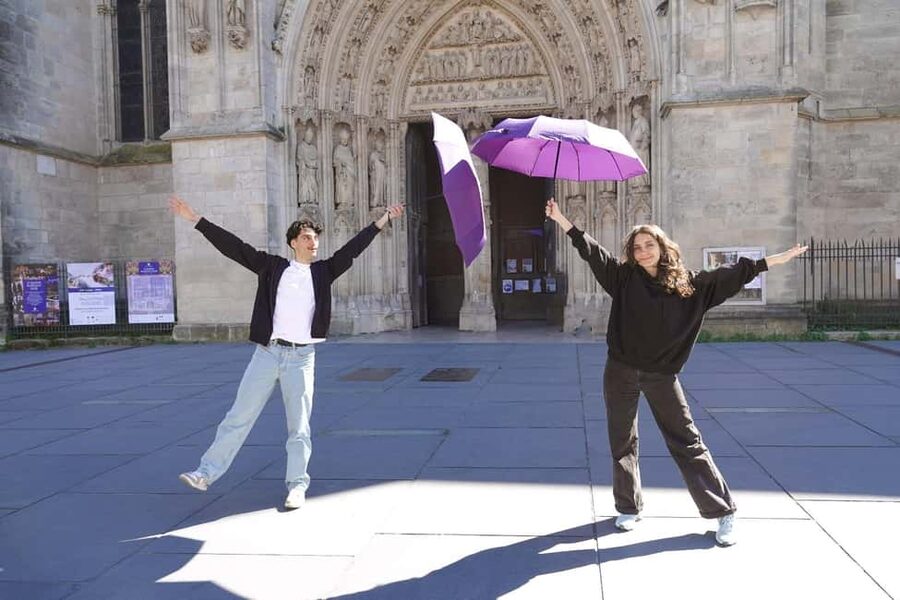 The Best of Bordeaux Walking Tour + 1 Glass of Wine - Ending at Place des Quinconces